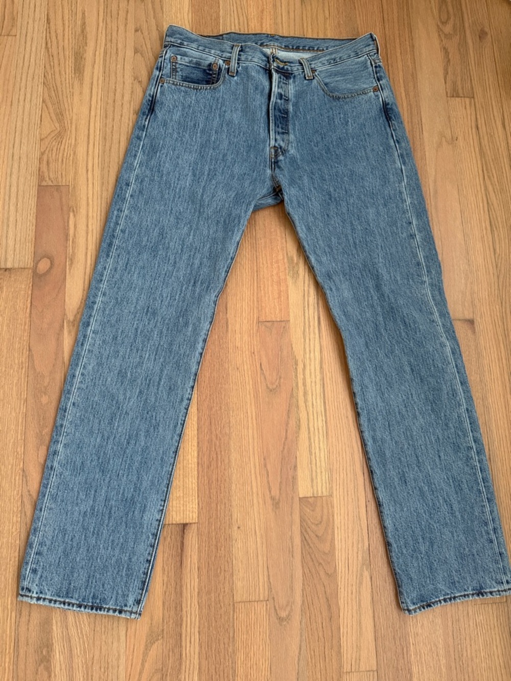 Levi’s 501 33x32 jeans